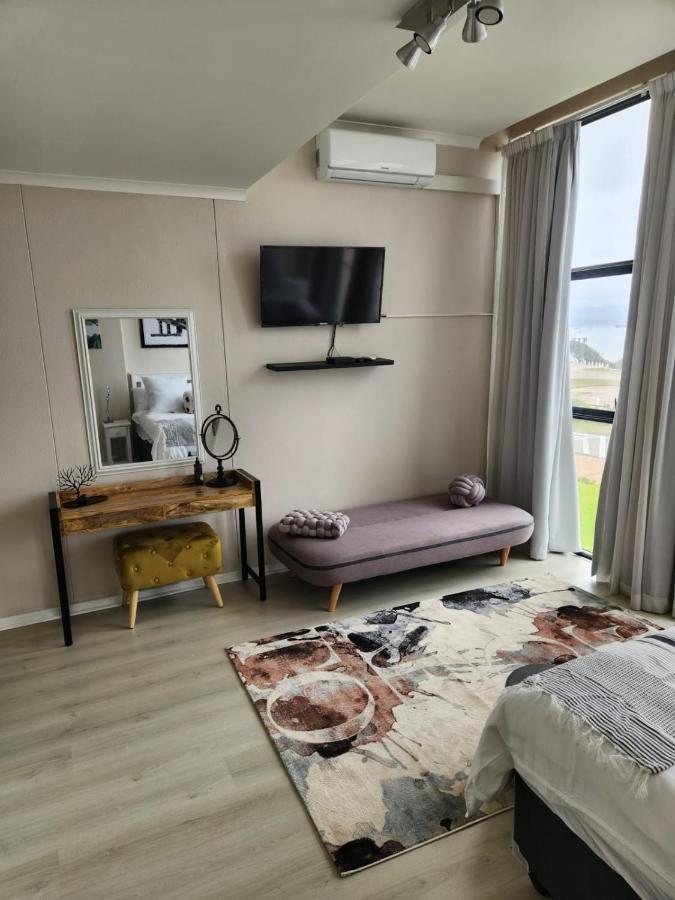 13 At Santos Apartment Mossel Bay Exterior photo