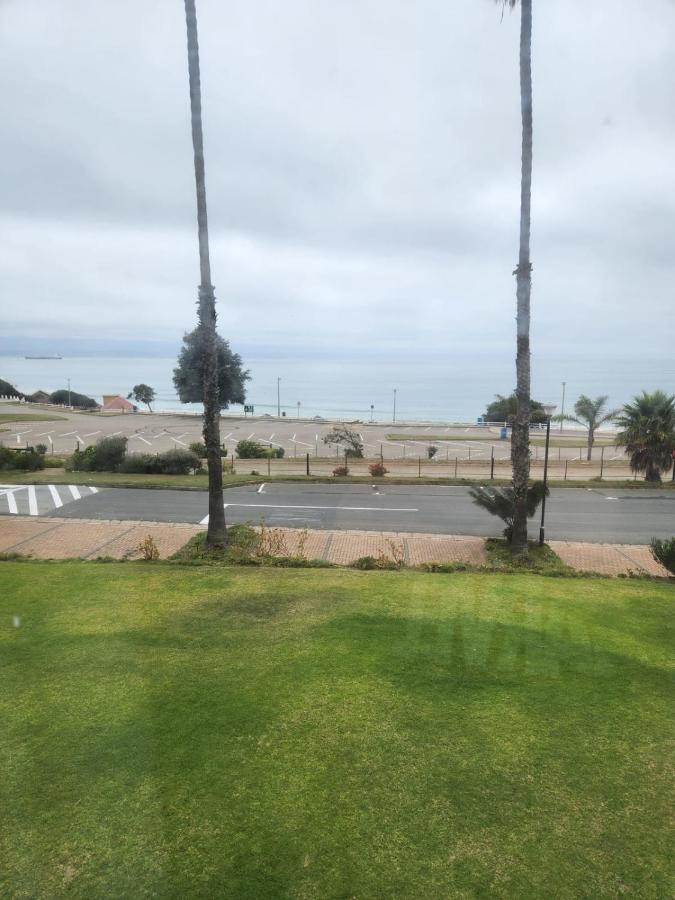 13 At Santos Apartment Mossel Bay Exterior photo